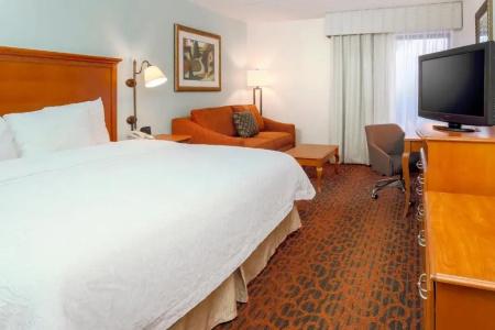 Hampton Inn - 32