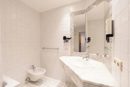 Gruberhof Bed & Breakfast - 172