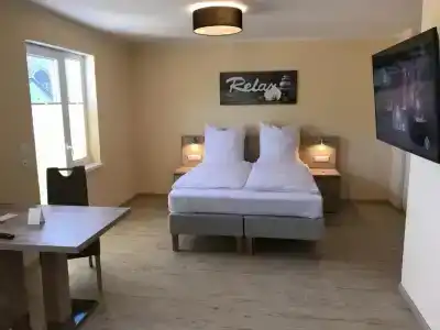 Select Suites & Aparts - 35