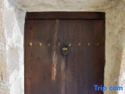 Caravanserai Cave - 296