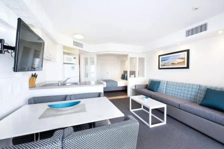 Ramada by Wyndham Golden Beach - 73