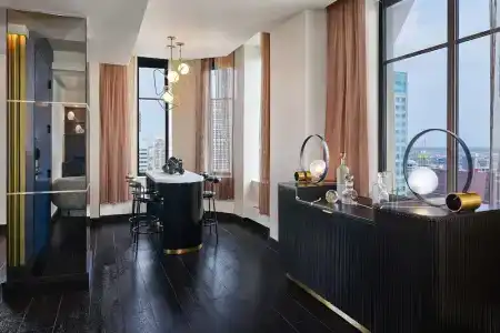 W - The Foshay - 62