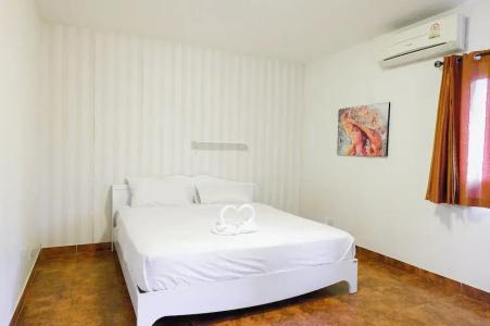 Thai Crystal Resident - 49