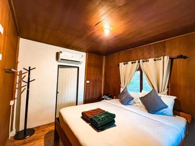 Bounty Resort - 2