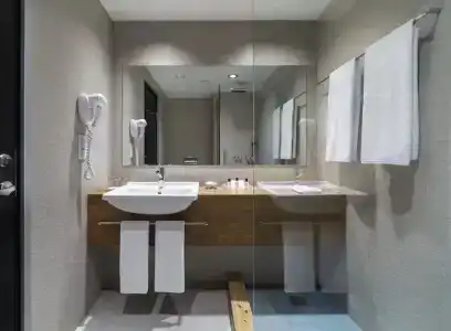 Holiday Inn Тбилиси - 43