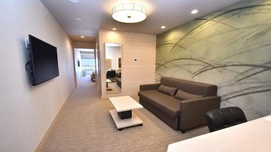 Oriental Suites Airport Osaka Rinku - 13