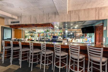 Ramada Plaza by Wyndham Virginia Beach - 29