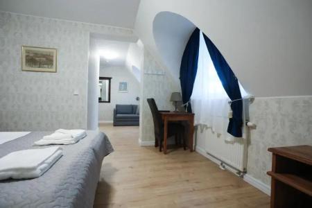 Saka Manor - 47