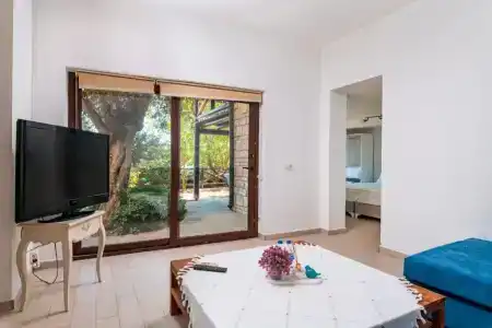 Yalicapkini Boutique - 5