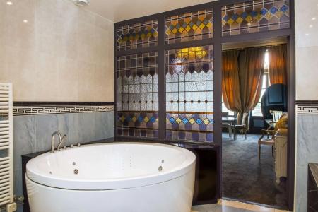 Best Western Le Cheval Blanc -Centre- Vieux Port - 168