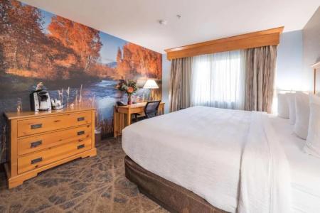Best Western Plus Grantree Inn - 87