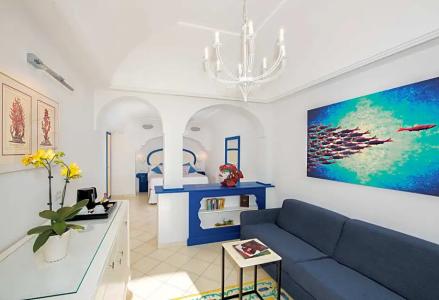 Eden Roc Suites - 219