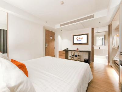 Citrus Sukhumvit 13 Nana Bangkok by Compass Hospitality - 3