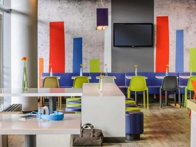 Ibis budget Osnabrück City - 19