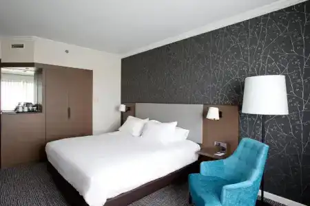 Hilton Paris Charles De Gaulle Airport - 40