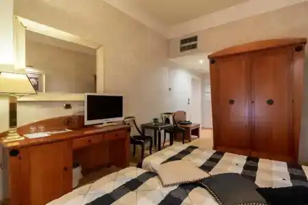 Columbia Wellness & Spa - 55
