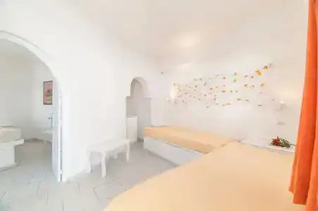 Artemis Suites - 101