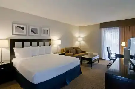 Wyndham & Conference Center - 2