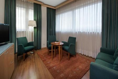 Nh Logroño - 5