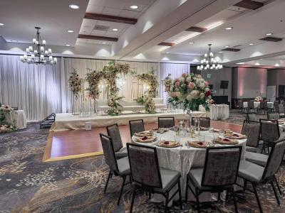 Hilton Arden West - 40