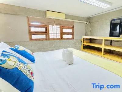 Yak Guesthouse - 202