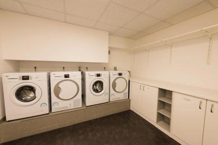 Newton Heilbronn - 21