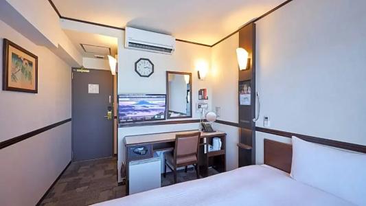 Toyoko Inn Iwatsuki Ekimae - 87
