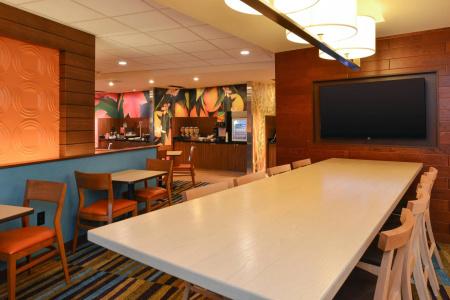 Fairfield Inn & Suites by Marriott - 25