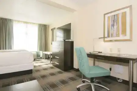 Wingate by Wyndham - Orlando International Airport - 26
