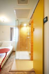 Not Hotel Rotterdam - 31