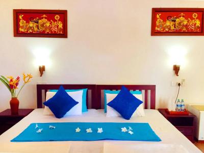Blue Sky Beach Resort - 3