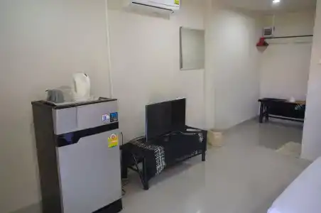 Thai House Beach Resort - 11