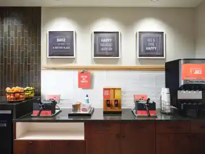 Hampton Inn & Suites Austin-Downtown/Convention Center - 36