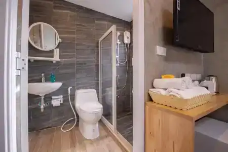Hoppers Place Donmuang Hostel - 43