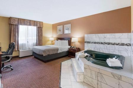 Quality Inn & Suites University Area - 5