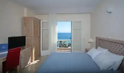 Alonissos Beach Bungalows And Suites - 63