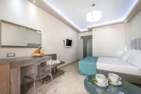 Balcony - Только для взрослых - 48