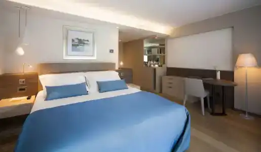 Bellevue - 73