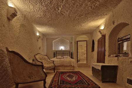 Village Cave House - 13