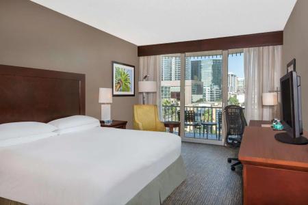 Wyndham San Diego Bayside - 27
