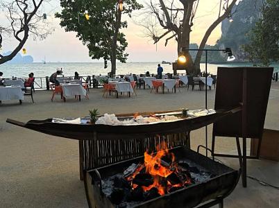 Tonsai Bay - 30