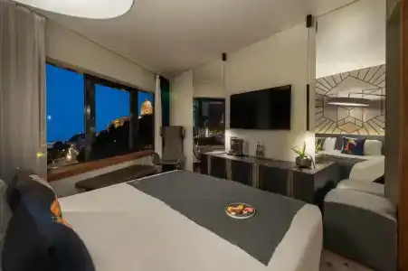 Clark Budapest - Adults Only - 42