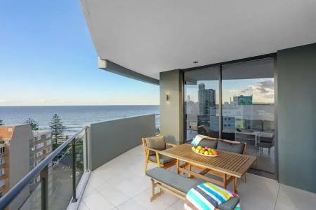 Ambience on Burleigh Beach - 94