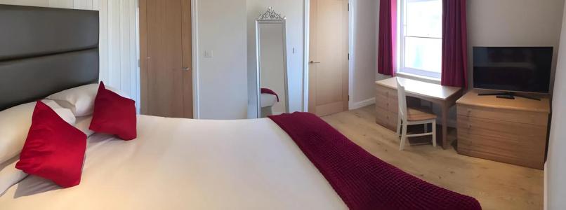 Queens & Spa - 48