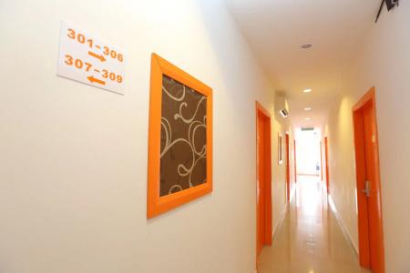 1 Taman Connaught - 12