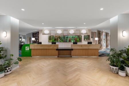 Holiday Inn Airport - 1