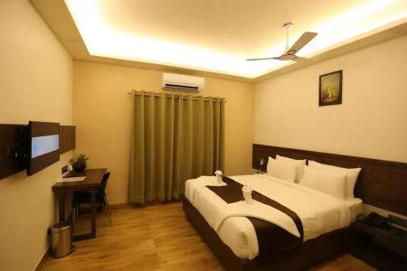 The Ventura Grand - 28