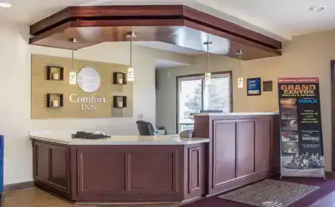 Comfort Inn Lucky Lane - 1