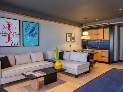 3 Pines Design Living - 90
