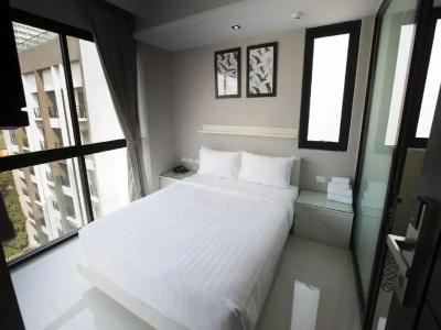 Serenotel Pattaya - 55